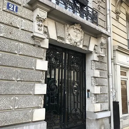 Vdb Arr. 17- Rue Ampere *